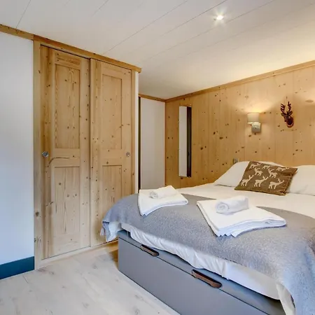 Appartement Place Eglise *